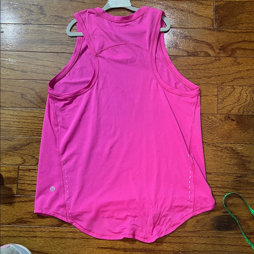 lululemon athletica sonic pink sculpt tank with back vent